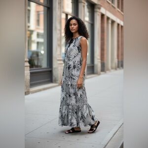 MaxMara Studio Palm Leaf Print 100% Silk Sleeveless Maxi Dress US Size 10 EUC